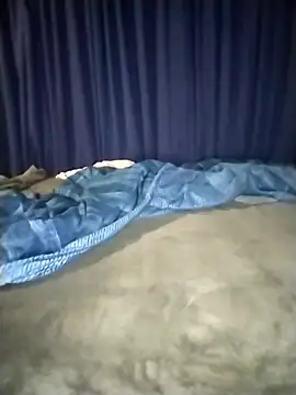 Convertiblechulo online show from 9, 4, 2026