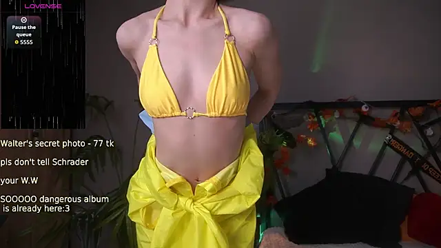 LindaThacker online show from 31, 10, 2025