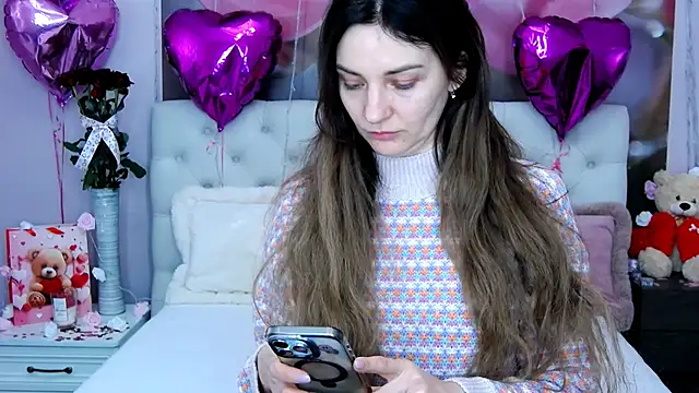 VioletUmi online show from 14, 2, 2025