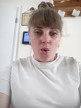 Snapshot of CoddessCrystal chatting on 27, 3, 2026 CoddessCrystal online show from 27, 3, 2026