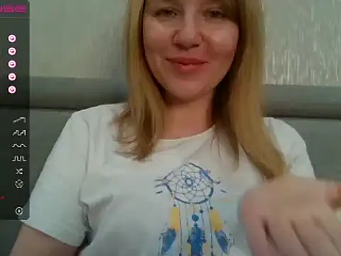 urbadkitty online show from 3, 12, 2024