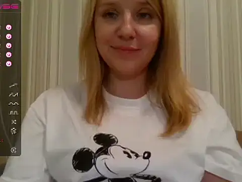 urbadkitty online show from 21, 3, 2025