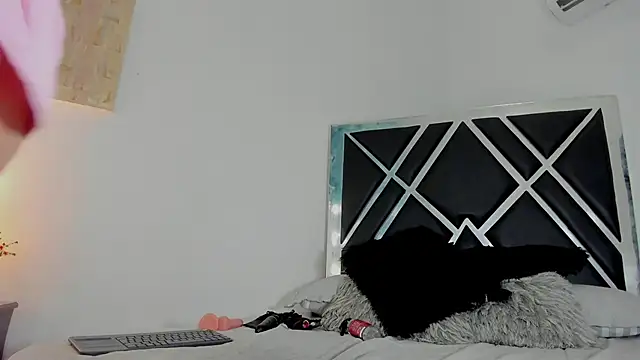 anahidolls online show from 22, 1, 2025