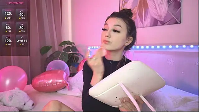 Veronica leal online show from 23, 2, 2026