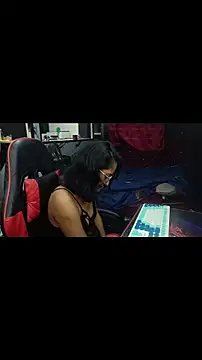 Snapshot of AdelinaMiran90 chatting on 8, 11, 2025 AdelinaMiran90 online show from 8, 11, 2025