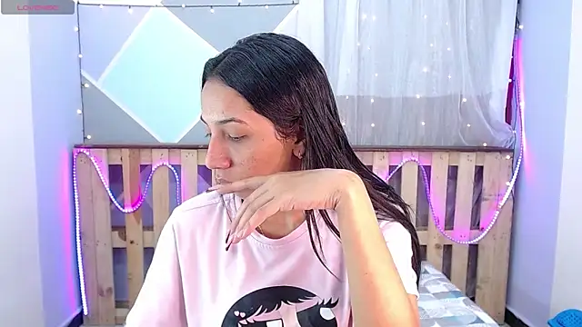 Lina10 online show from 17, 2, 2025