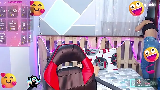 Lina10 online show from 19, 2, 2025