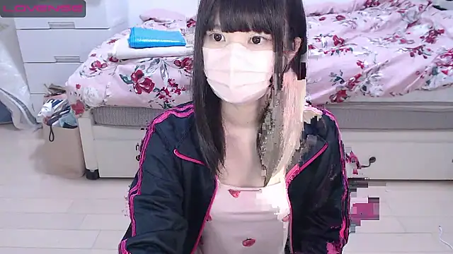 Snapshot of AMI___oO chatting on 15, 9, 2025 AMI oO online show from 15, 9, 2025