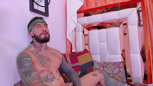 dilan scootk  online show from 25, 4, 2026