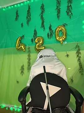 Blazerina online show from 20, 4, 2026