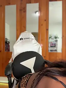 Blazerina online show from 26, 4, 2026