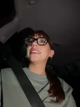 Snapshot of veronicaapink chatting on 21, 10, 2025 veronicaapink online show from 21, 10, 2025