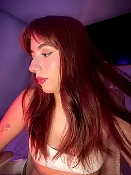 Snapshot of veronicaapink chatting on 11, 11, 2025 veronicaapink online show from 11, 11, 2025