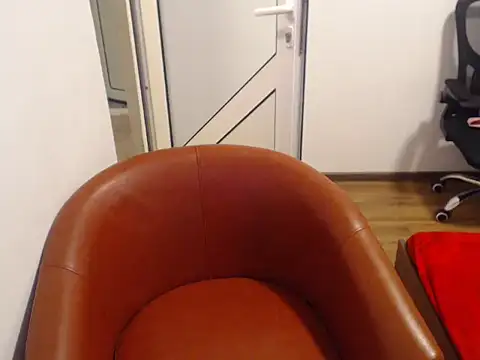 Emmatoo online show from 14, 3, 2026