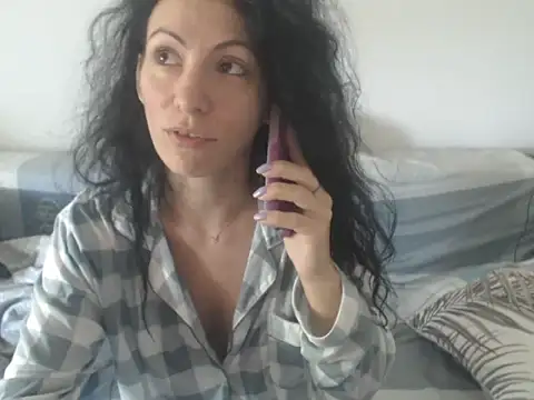 Emmatoo online show from 5, 6, 2026