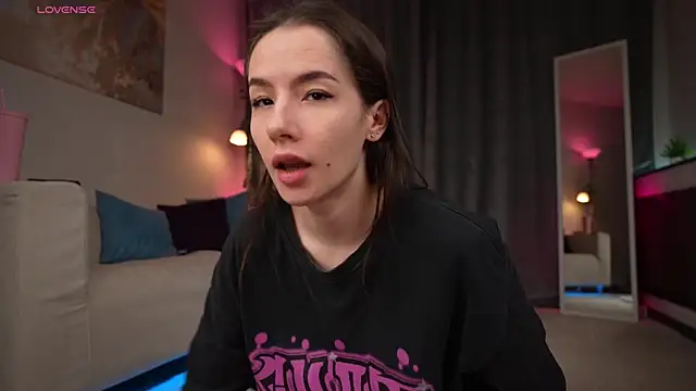 Amely Young online show from 27, 4, 2026