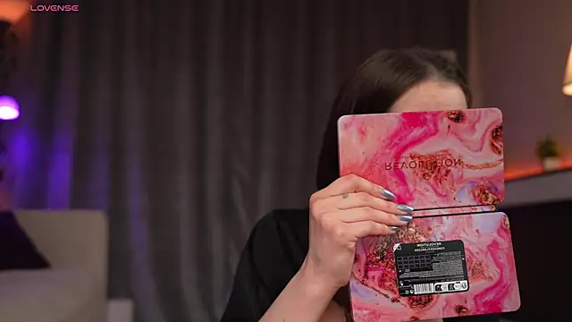 Amely Young online show from 28, 4, 2026