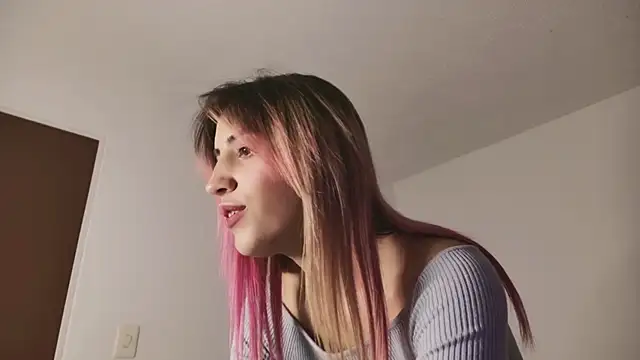 linnie  online show from 7, 3, 2025