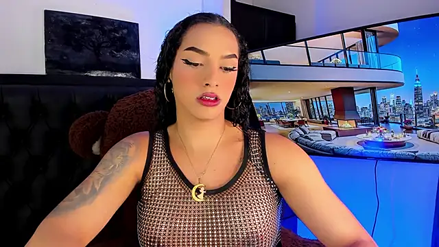 Snapshot of Maryonthemoon chatting on 18, 10, 2025 Maryonthemoon online show from 18, 10, 2025