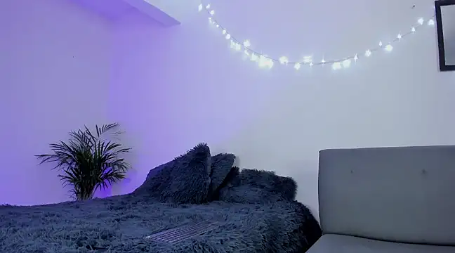 Snapshot of Giraldo_cns chatting on 20, 12, 2024 Giraldo cns online show from 20, 12, 2024