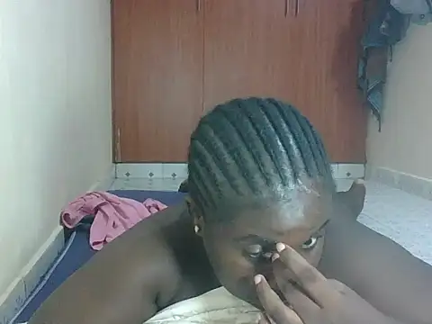 hotebbbyy online show from 25, 4, 2026