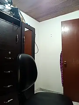 tetasgrandes karol online show from 16, 1, 2025