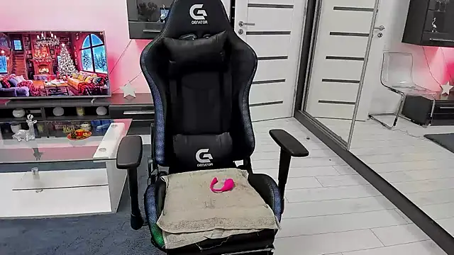 Beauty Anne online show from 2, 1, 2025