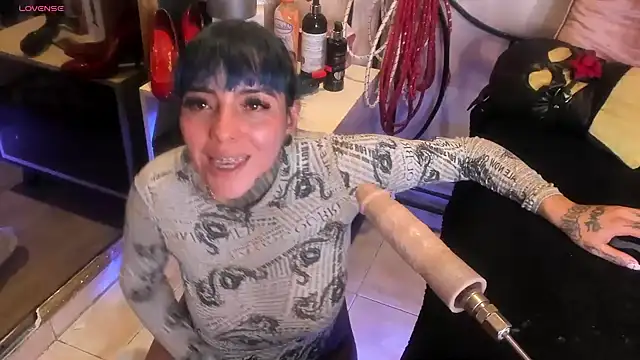 luxifer 666  online show from 11, 2, 2025