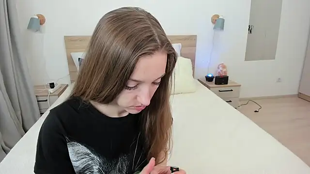 KateRedgar online show from 23, 4, 2026