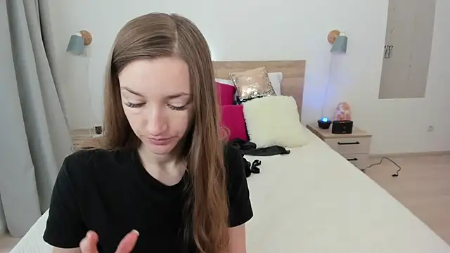 KateRedgar online show from 26, 4, 2026