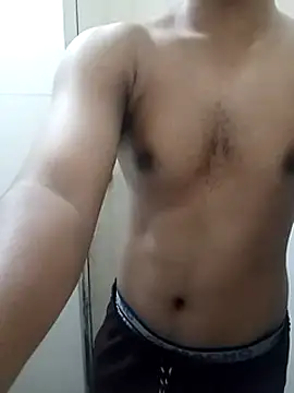 Snapshot of hottboy_39 chatting on 4, 12, 2024 hottboy 39 online show from 4, 12, 2024