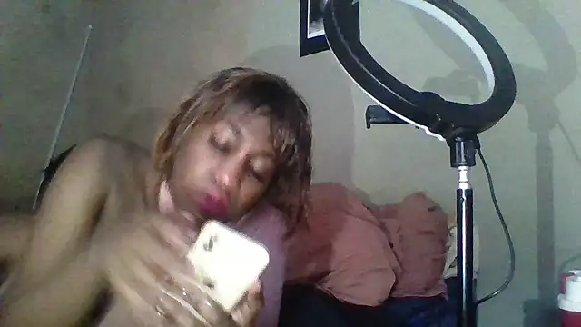 Moorella1 online show from 7, 10, 2025