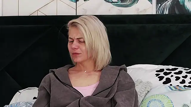 tanyagrey online show from 27, 4, 2026