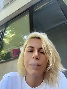 Snapshot of tanyagrey chatting on 10, 6, 2026 tanyagrey online show from 10, 6, 2026