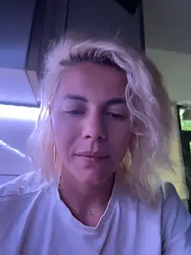 Snapshot of tanyagrey chatting on 18, 6, 2026 tanyagrey online show from 18, 6, 2026