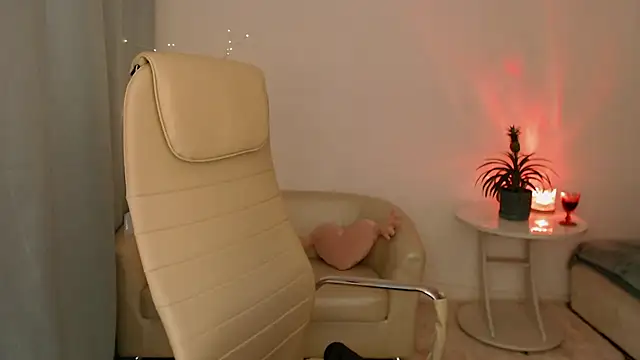 MaryMalory11 online show from 20, 2, 2025