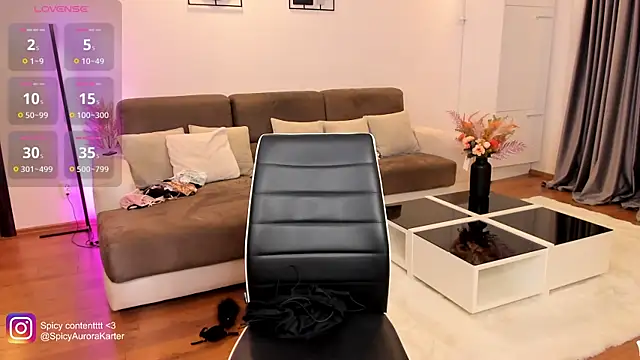 SweetAmeliaaa online show from 6, 3, 2025