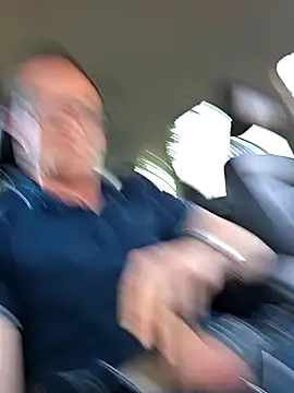 Snapshot of TheSouthernKing chatting on 12, 9, 2025 TheSouthernKing online show from 12, 9, 2025