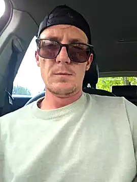 Snapshot of TheSouthernKing chatting on 26, 9, 2025 TheSouthernKing online show from 26, 9, 2025