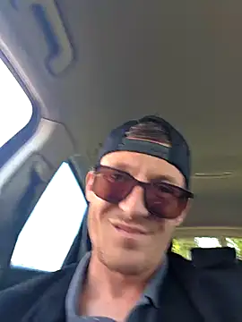 Snapshot of TheSouthernKing chatting on 8, 10, 2025 TheSouthernKing online show from 8, 10, 2025