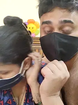 Snapshot of IND_COUPLE1 chatting on 12, 2, 2025 IND COUPLE1 online show from 12, 2, 2025