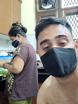 Snapshot of IND_COUPLE1 chatting on 22, 2, 2025 IND COUPLE1 online show from 22, 2, 2025