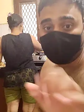 Snapshot of IND_COUPLE1 chatting on 25, 2, 2025 IND COUPLE1 online show from 25, 2, 2025