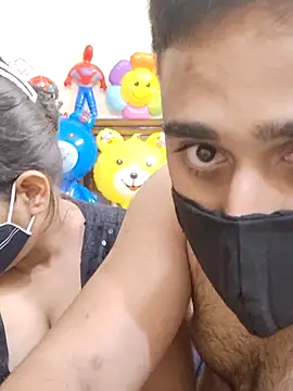 Snapshot of IND_COUPLE1 chatting on 25, 2, 2025 IND COUPLE1 online show from 25, 2, 2025