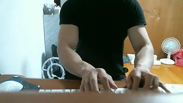 Stellan 0412 online show from 23, 4, 2026