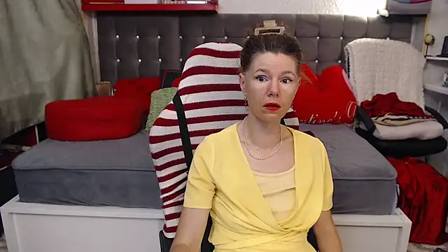 Snapshot of kellyterapy chatting on 12, 5, 2026 kellyterapy online show from 12, 5, 2026