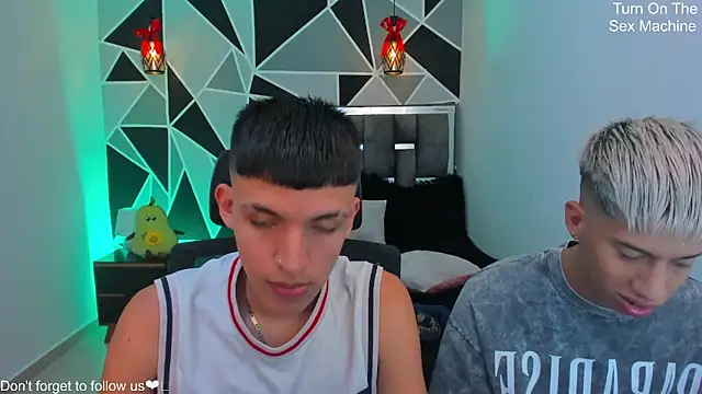 Juan Nd Steven online show from 22, 4, 2026