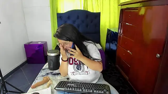 Snapshot of _Angelinaandrade_ chatting on 31, 1, 2025 Angelinaandrade online show from 31, 1, 2025