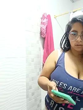 Snapshot of _Angelinaandrade_ chatting on 20, 11, 2025 Angelinaandrade online show from 20, 11, 2025