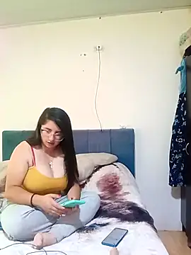 Snapshot of _Angelinaandrade_ chatting on 13, 1, 2026 Angelinaandrade online show from 13, 1, 2026